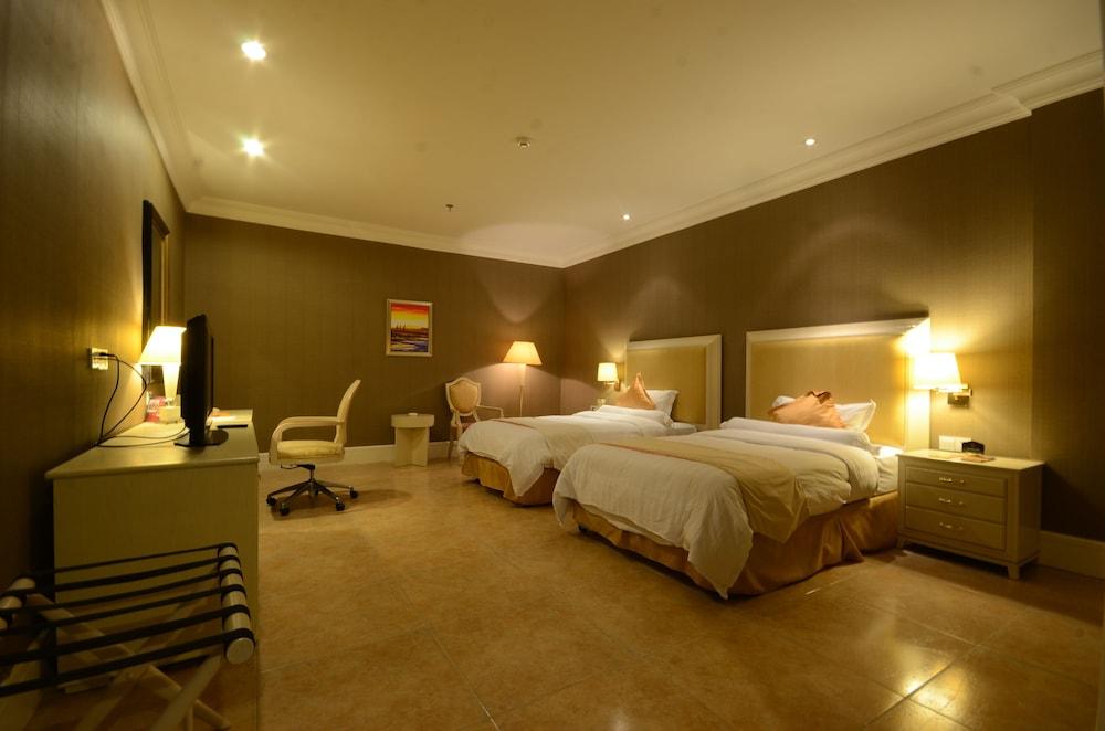 Fontana Hotel And Villas - Fontana Hot Spring Leisure Parks Mabalacat Exterior foto