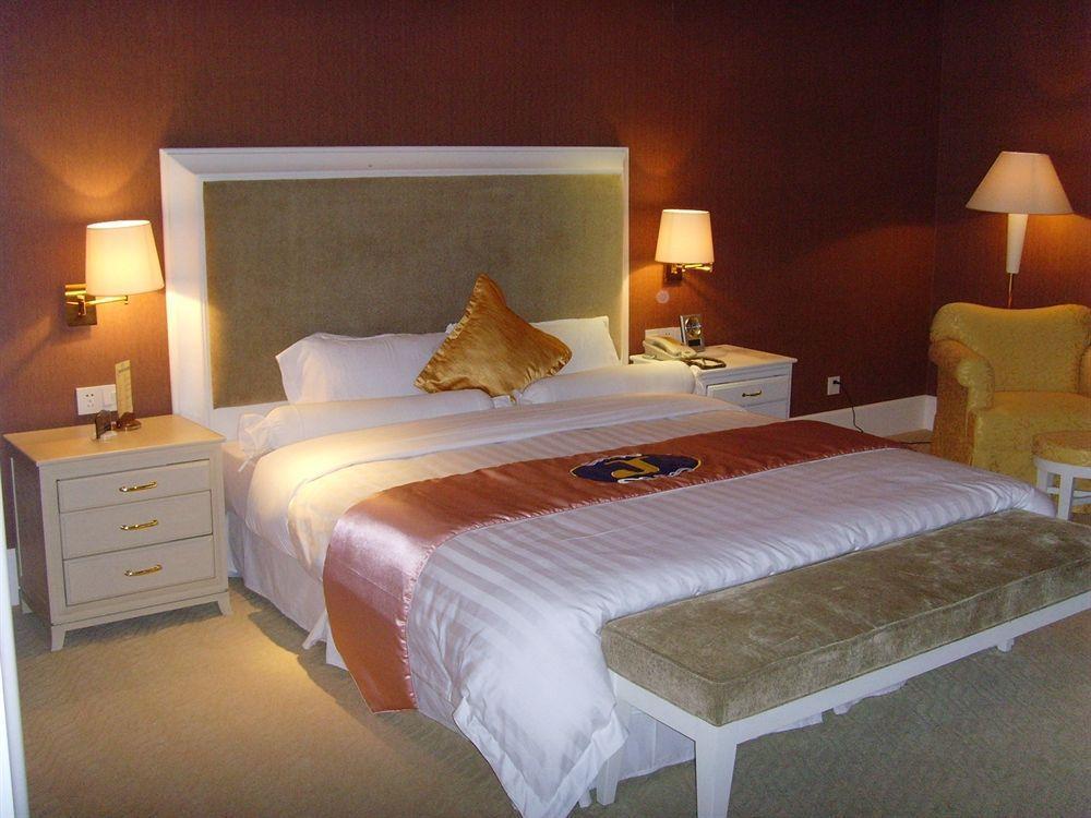 Fontana Hotel And Villas - Fontana Hot Spring Leisure Parks Mabalacat Exterior foto