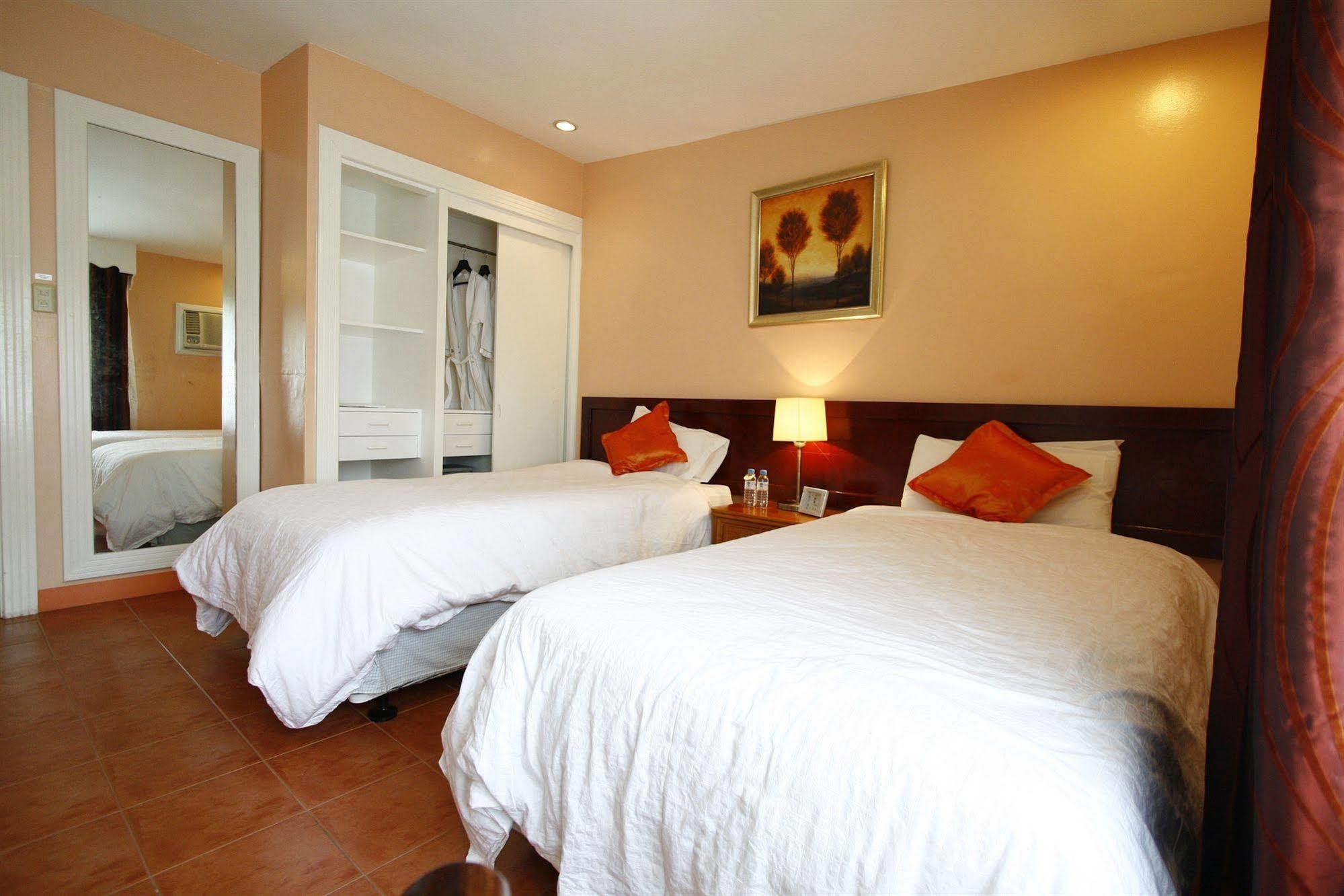 Fontana Hotel And Villas - Fontana Hot Spring Leisure Parks Mabalacat Exterior foto